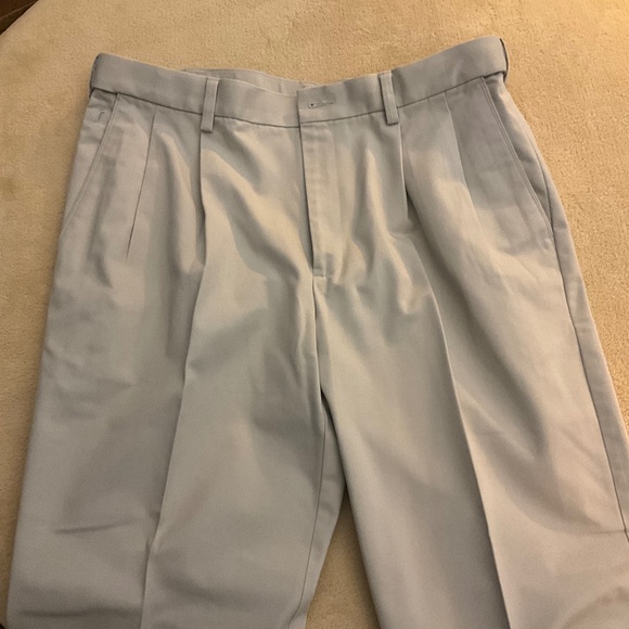 Men’s Savane Pleated Front Dress Khakis, Size 36/30 - Picture 1 of 4